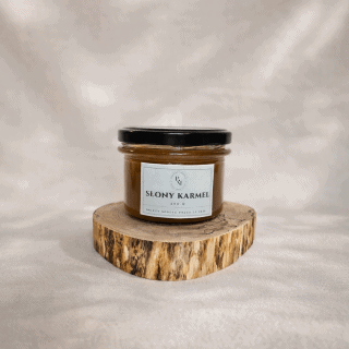 Słoik Słonego Karmelu na pieńku, zdjęcie produktu.